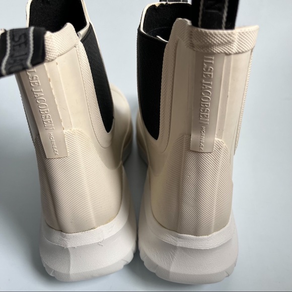 ILSE Jacobsen for Hornbaek Rubber Boots in cream - Picture 6 of 7